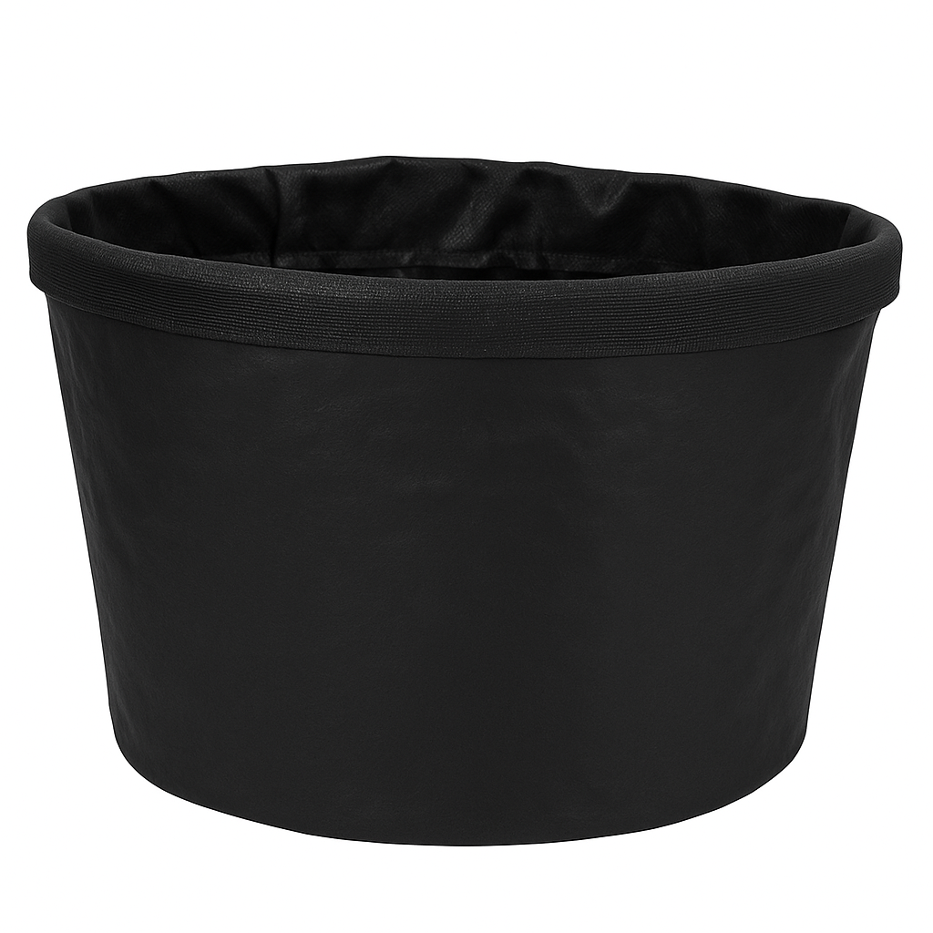 Vue du piège Ciao Mosquito assemblé avec disque autocollant jaune, grille noire et filet anti-larves
